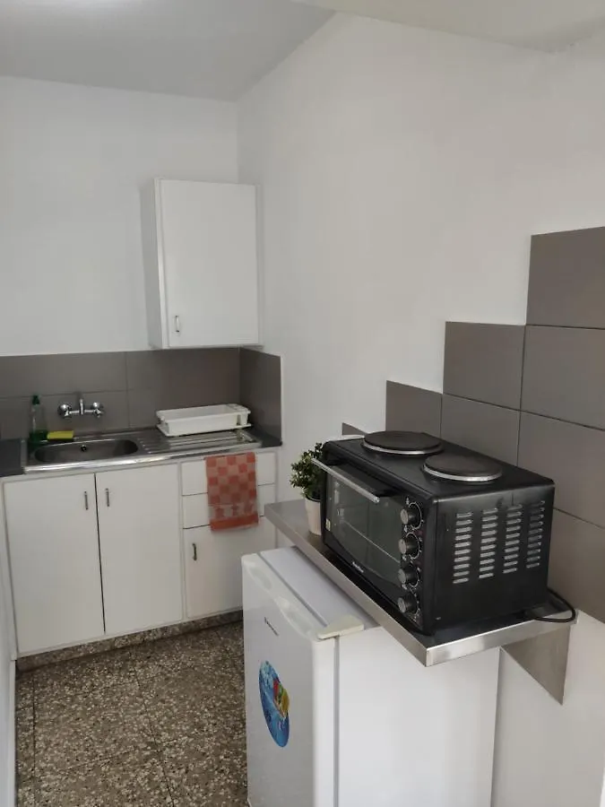 Napa City Apartments Ajía Nápa