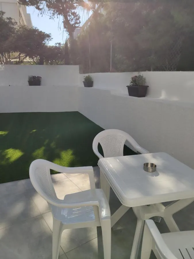 Napa City Apartments Ajía Nápa
