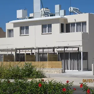 Sunny Apartament Protaras